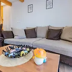 Vilka Cibulka A Cesnacik Ižipovce