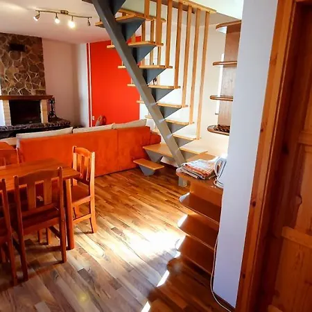 Vilka Cibulka A Cesnacik 別荘 *