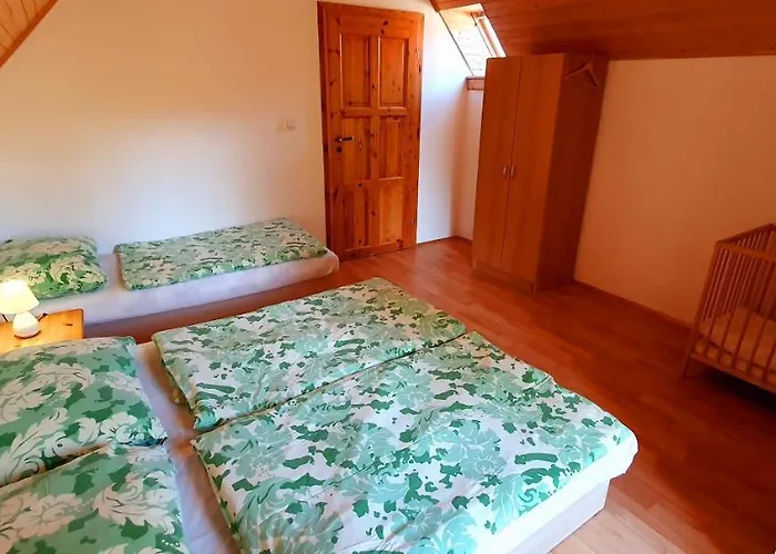 Vilka Cibulka A Cesnacik Сasa de vacaciones *