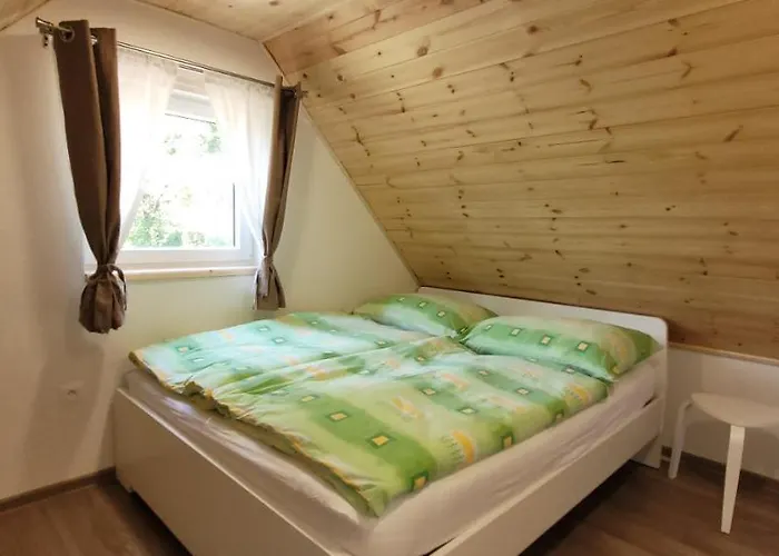 Vilka Cibulka A Cesnacik Сasa de vacaciones *