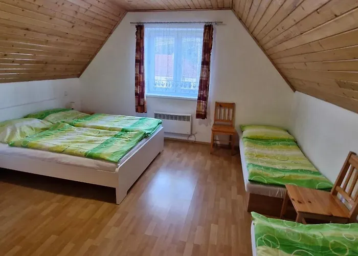 Vilka Cibulka A Cesnacik Nyaraló Izsépfalu