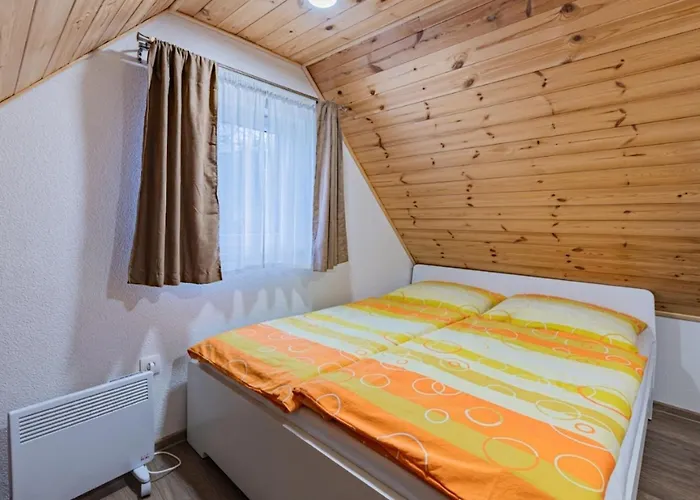 Vilka Cibulka A Cesnacik Сasa de vacaciones